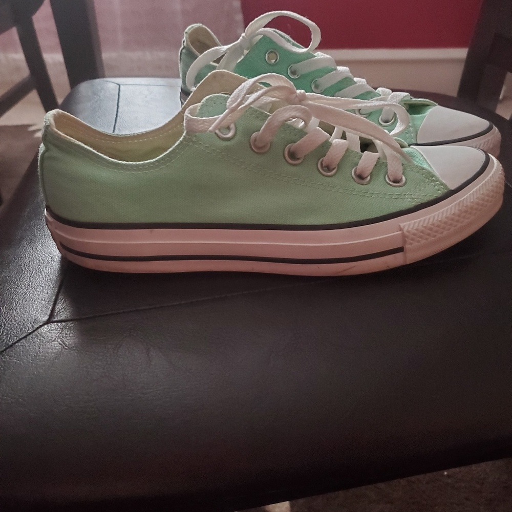 Mint green converse